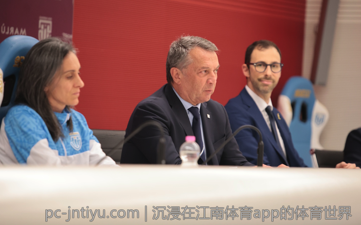 沉浸在江南体育app的体育世界